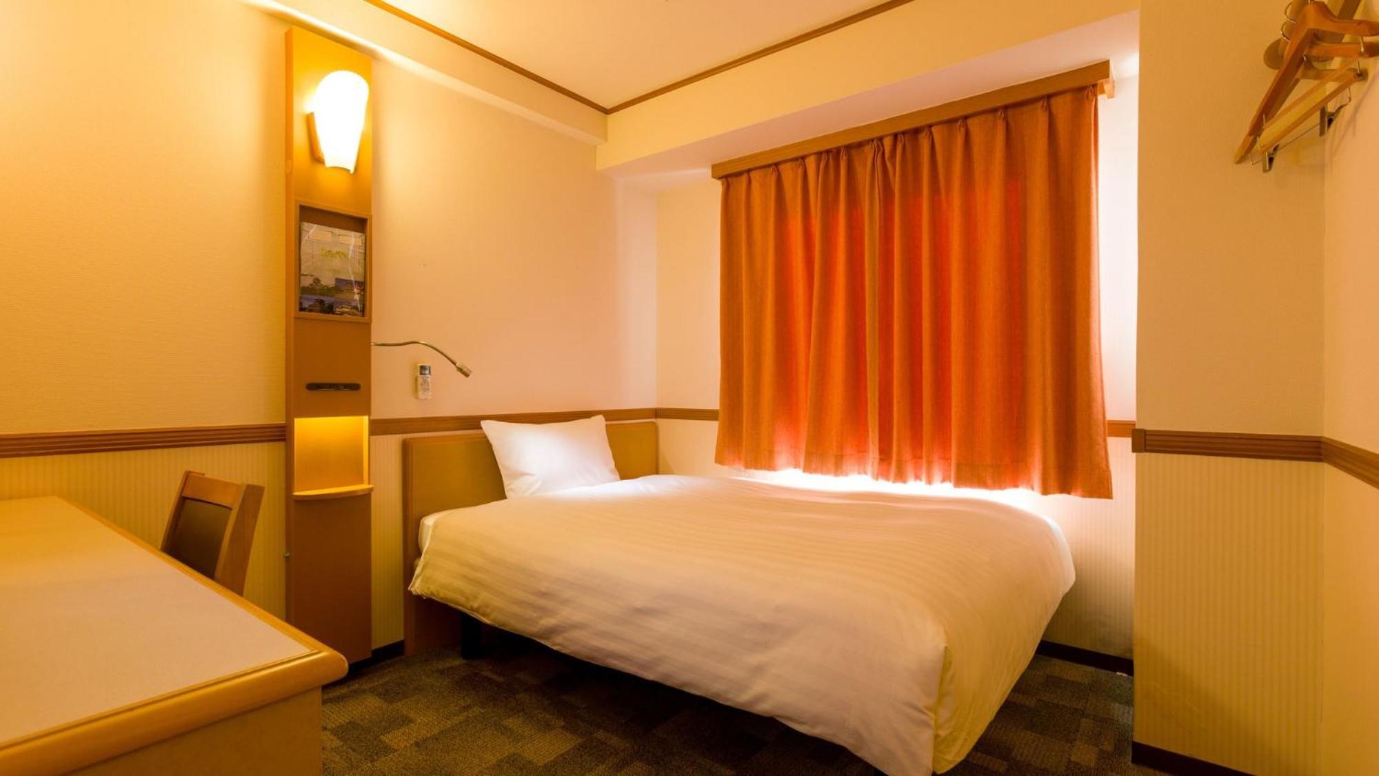 Toyoko Inn Niigata Furumachi חדר תמונה