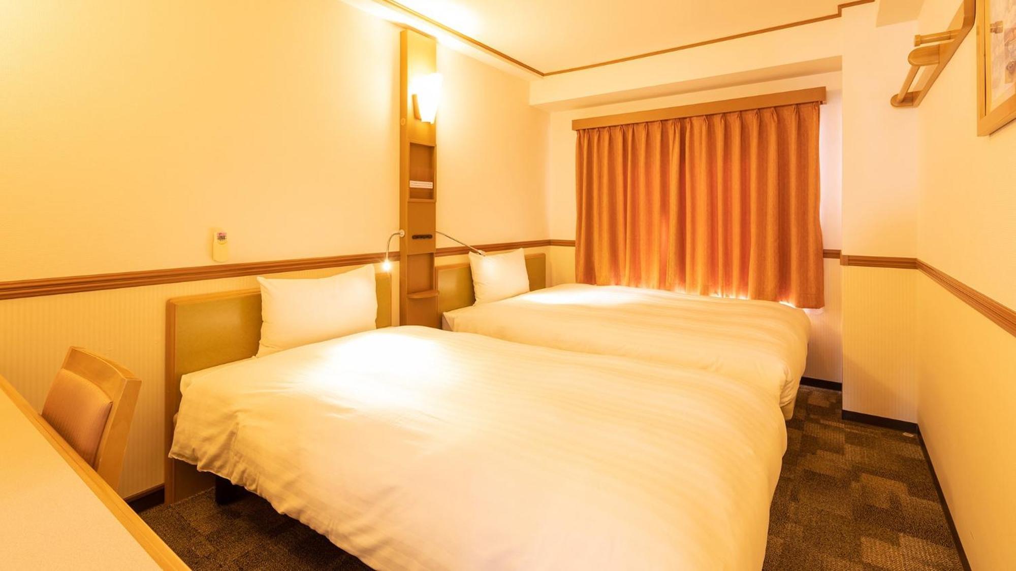 Toyoko Inn Niigata Furumachi חדר תמונה