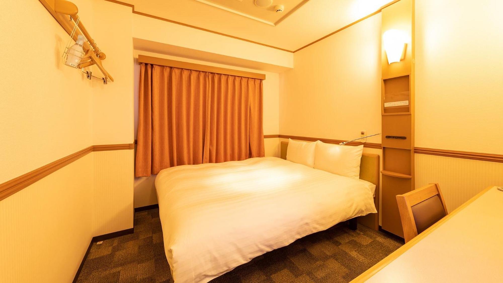 Toyoko Inn Niigata Furumachi חדר תמונה