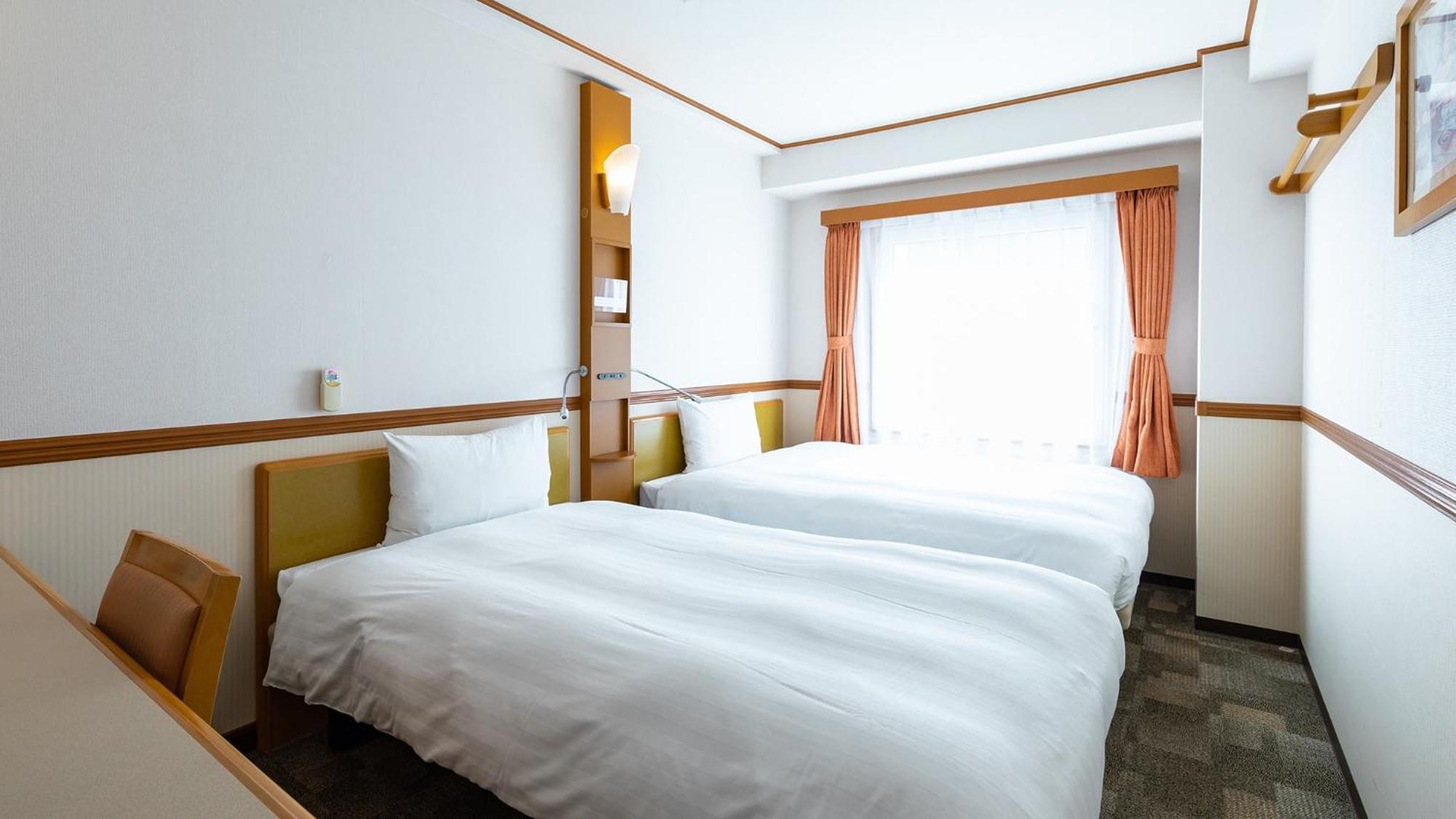 Toyoko Inn Niigata Furumachi חדר תמונה