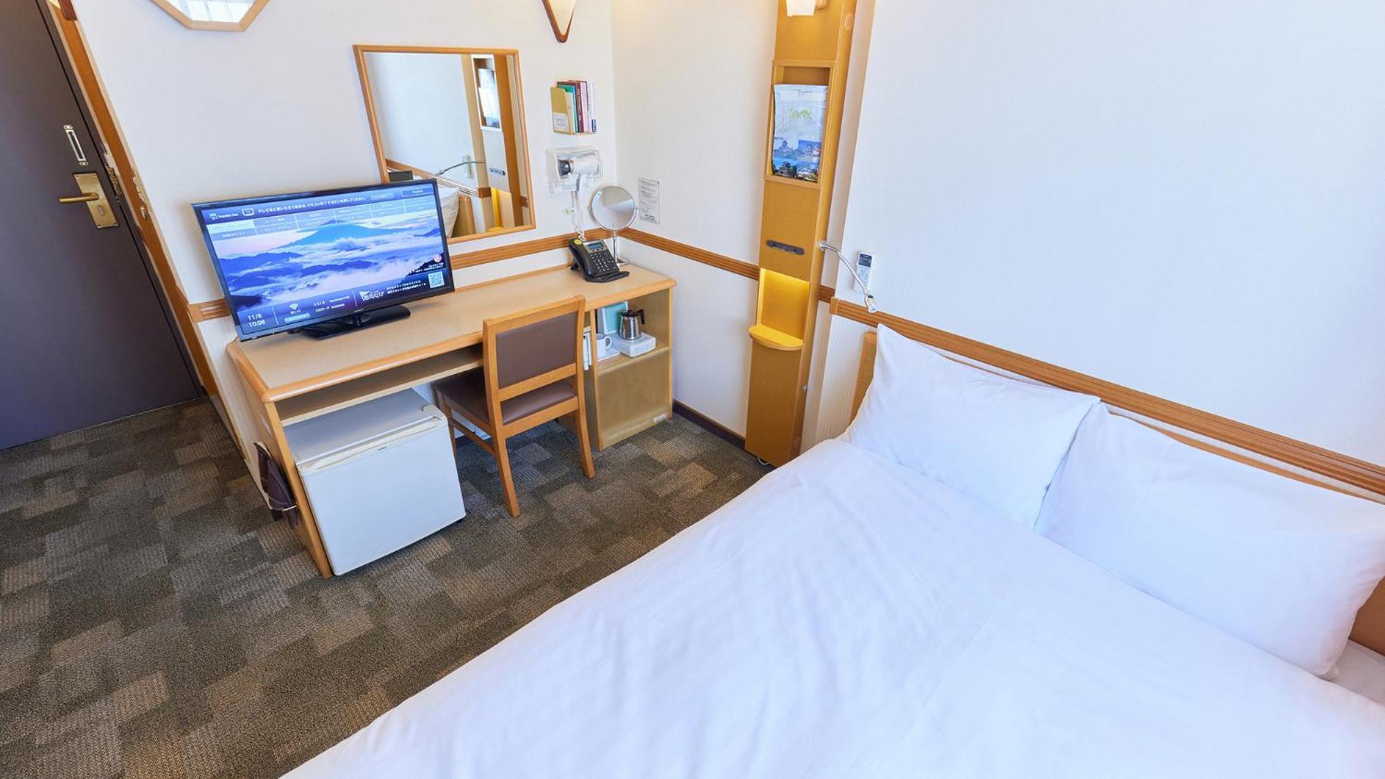 Toyoko Inn Niigata Furumachi חדר תמונה